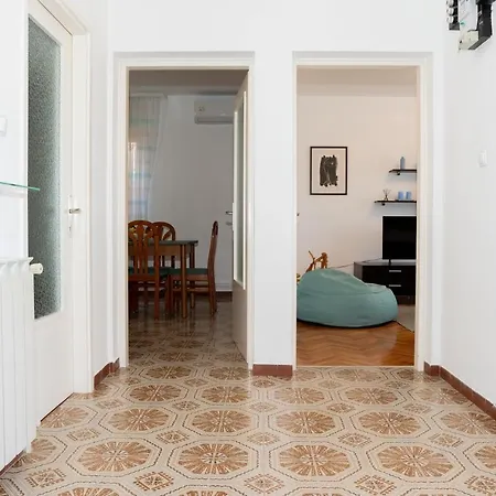 شقة Stella Marina *